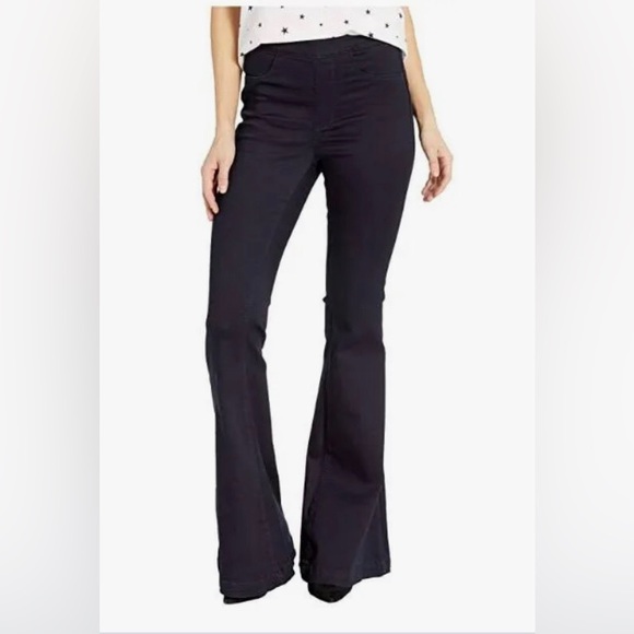 Blank NYC dark wash Pull On Belle size 26 - Picture 1 of 4